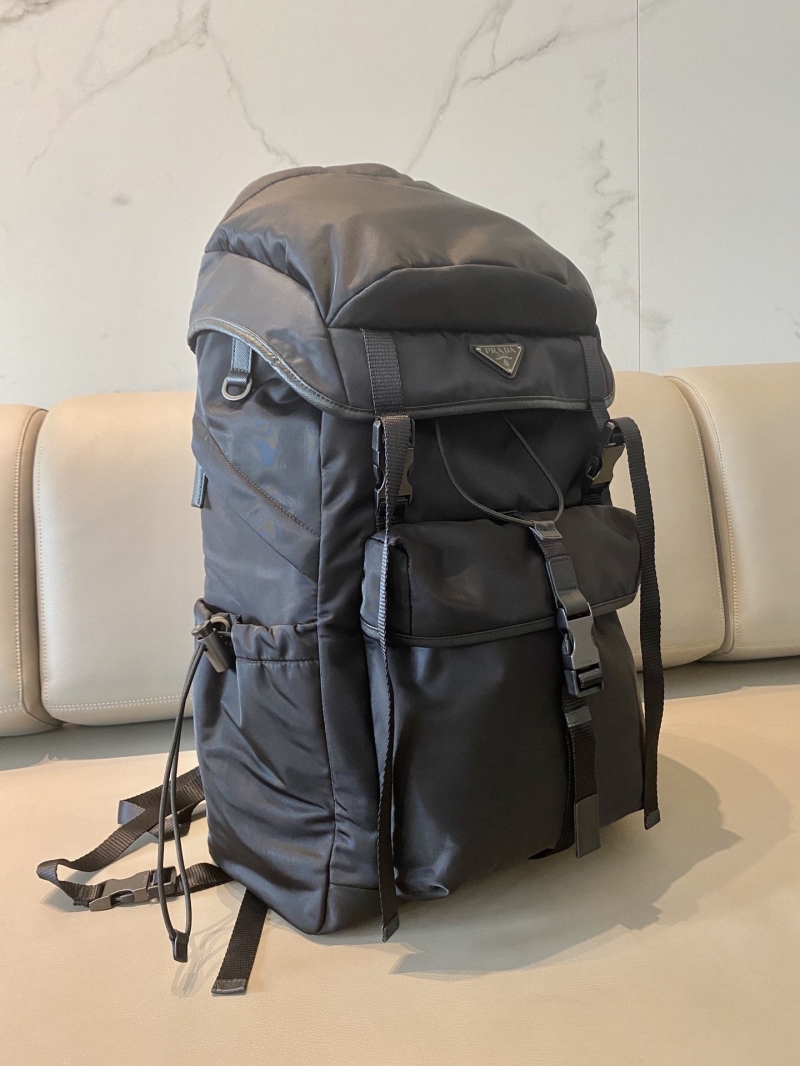 Pra*a backpacks